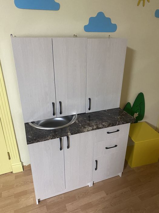 Кухонные гарнитуры