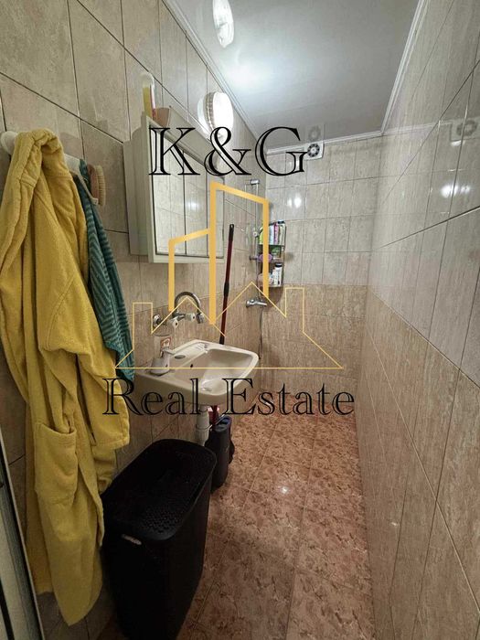 Едноетажна къща в много добро състояние