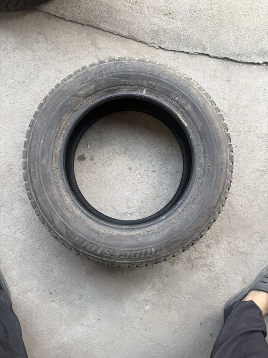 Продам шины зимние