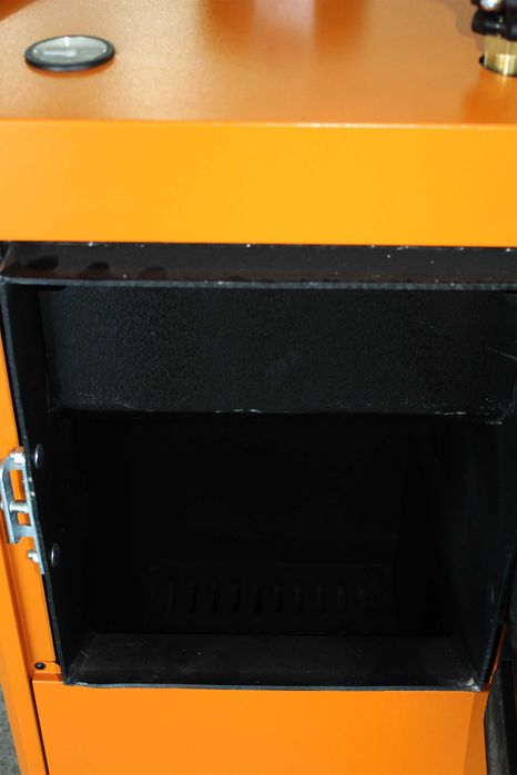 Cazan (centrala) pe combustibil solid, (lemn, carbune), Fiama W, 25 kW