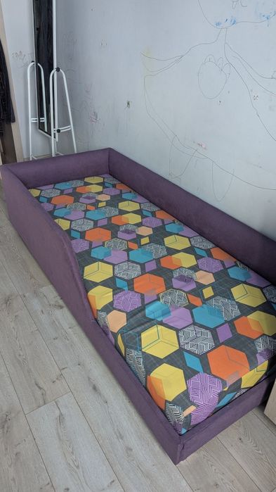 Продам детскую кровать