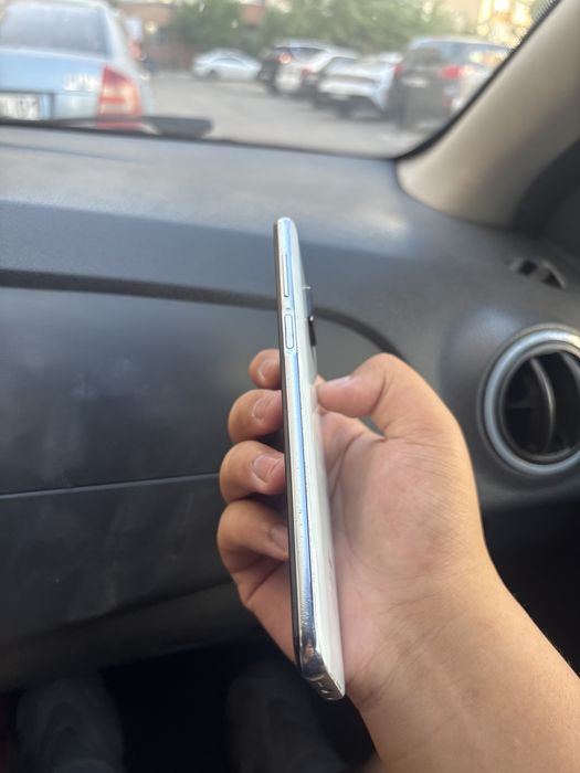 Redmi Note 9S — это смартфон Xiaomi среднего класса
