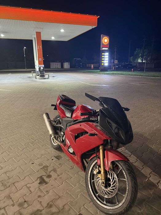 Vand Rieju RS2 125 4T