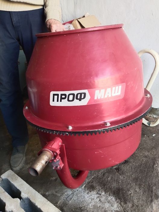 Бетонамешалка россиская