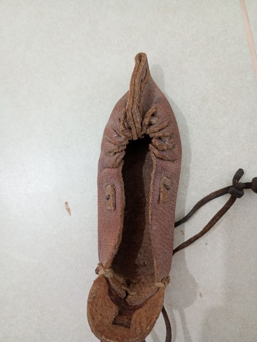 Opincuța din piele naturala