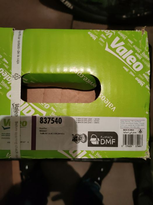 Ambreiaj cu volanta masa dubla Renault Trafic Opel Vivaro 1.6