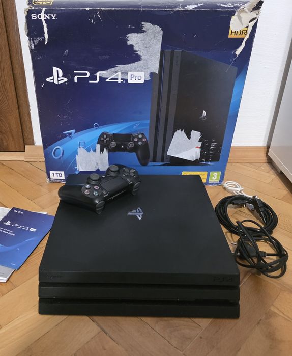 Playstation 4 ps4 pro 1tb 3 игри подарък