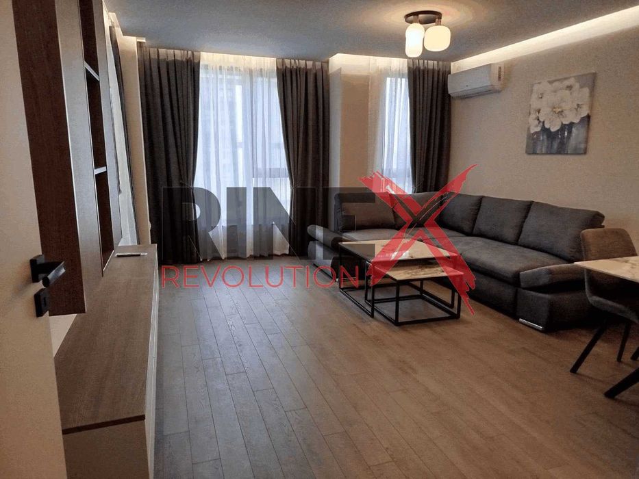 Дава се под наем Двустаен апартамент в Пловдив, Център - 65 кв.м за 700 € - Снимка #9