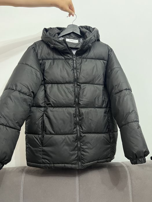 Продам куртку 42-44 размера.