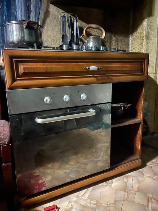Срочно,Кухонный гарнитур Италия