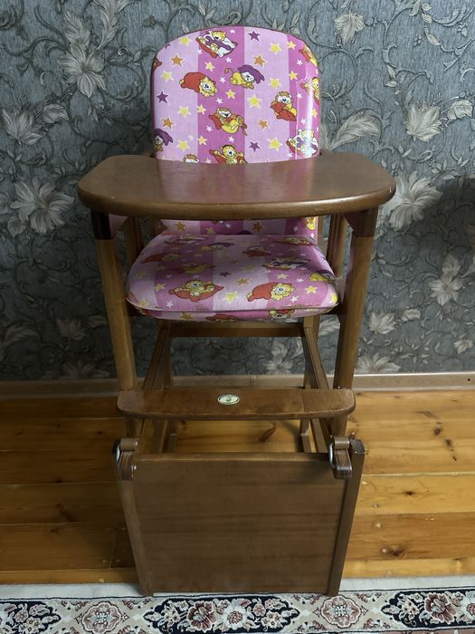 Продается стол для кормления