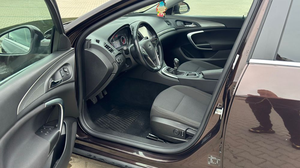 Opel Insignia 1.6 Diesel 185000 Km