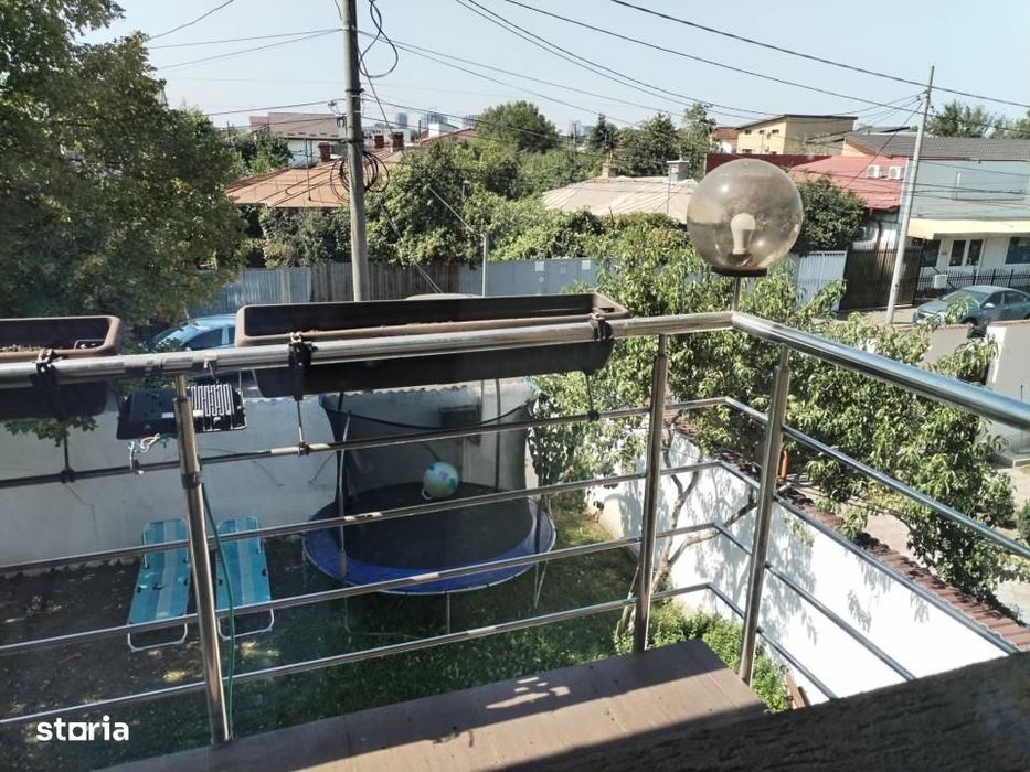 Vila 5 camere cu piscina,teren 618mp,constr.2011,Colentina-Andronache