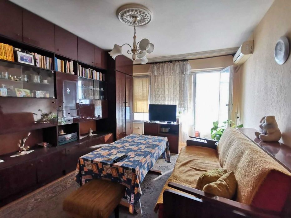 Продава се Тристаен апартамент в Русе, Родина 2 - 84 кв.м за 1014 €/кв.м - Снимка #1