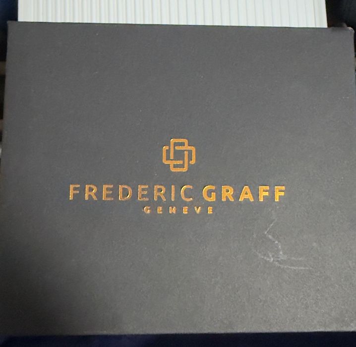 Часовник Frederic Graff