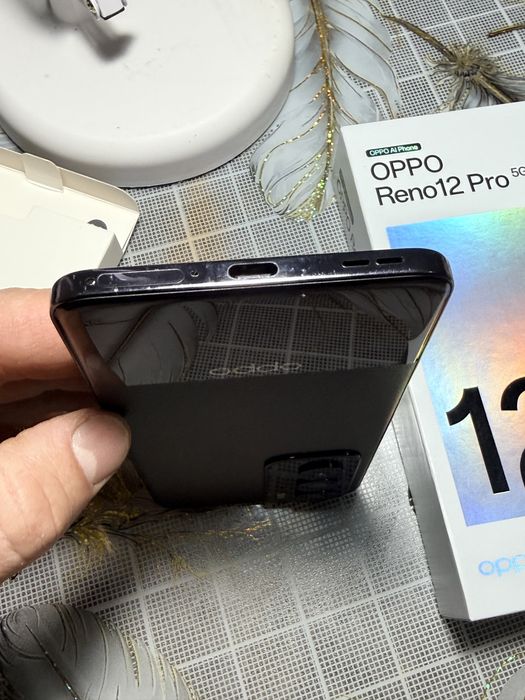 Продам телефон OPPO Reno12 Pro на 512G. 5G