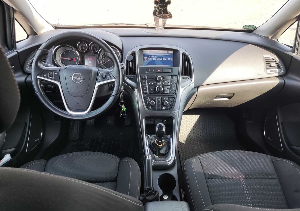 OPEL Astra 2012 — imagine 3
