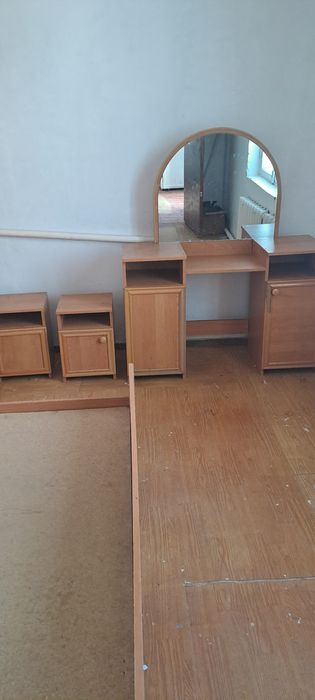 Спальный гарнитур