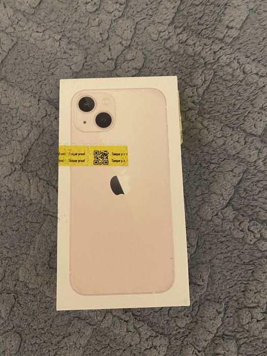 Apple Iphone 13 pink