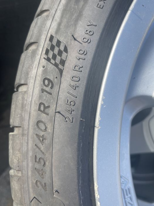 Jante Ford Kuga cu anvelope de vara Michelin 245 40 R19