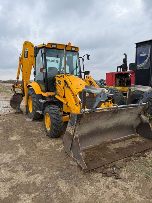 Buldoexcavator JCB 3CX