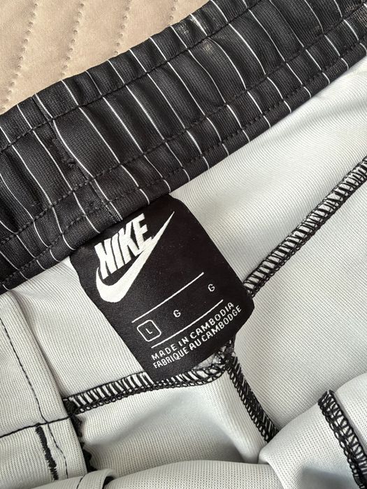 долнище NIKE панталон анцуг