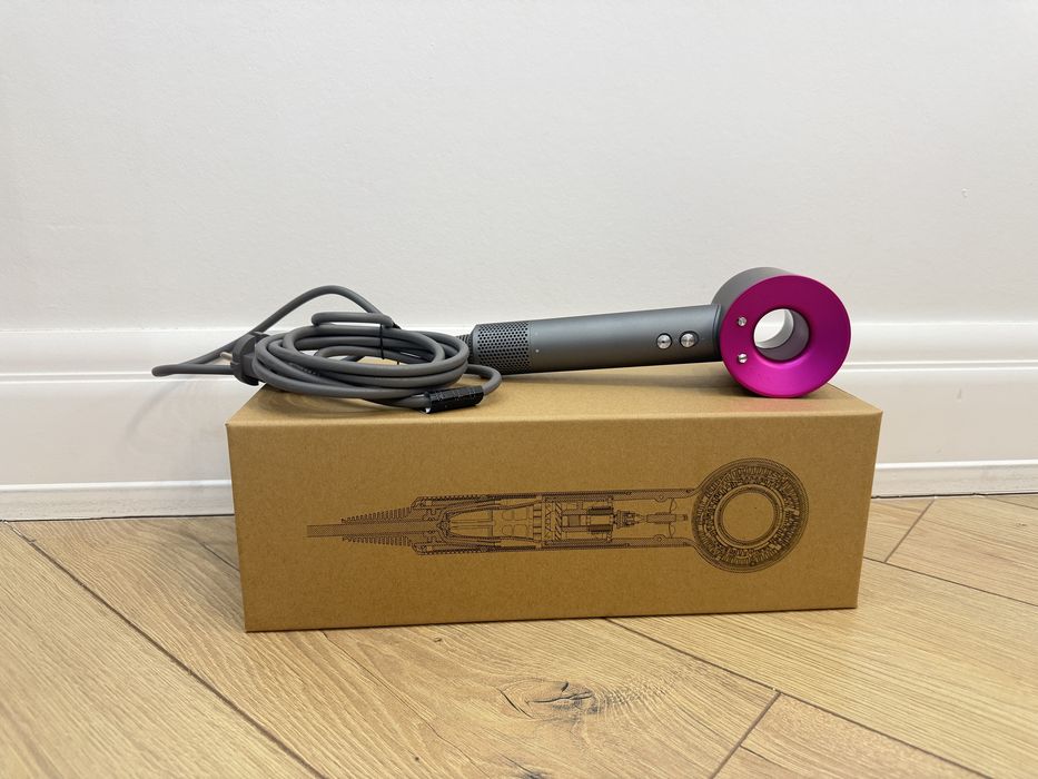 Продам фен Dyson Supersonic HD08 (люксовое качество)