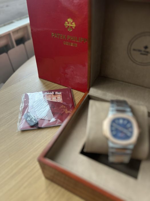 Patek Philippe Nautilus Rose Gold And Blue 40 mm