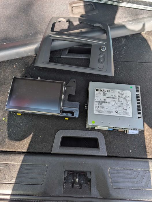 KIT Navigatie originala Renault Kadjar 2017 281154390R