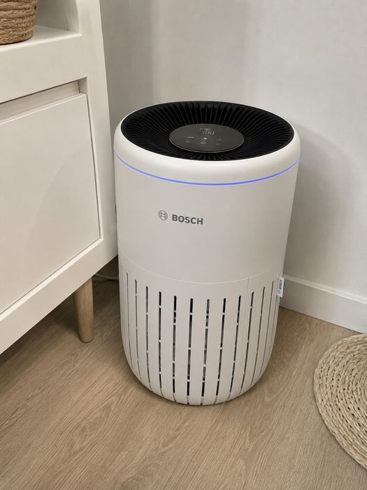 Purificator Aer Bosch Air 4000i WiFi HEPA H13 Smart 62mp Silentios