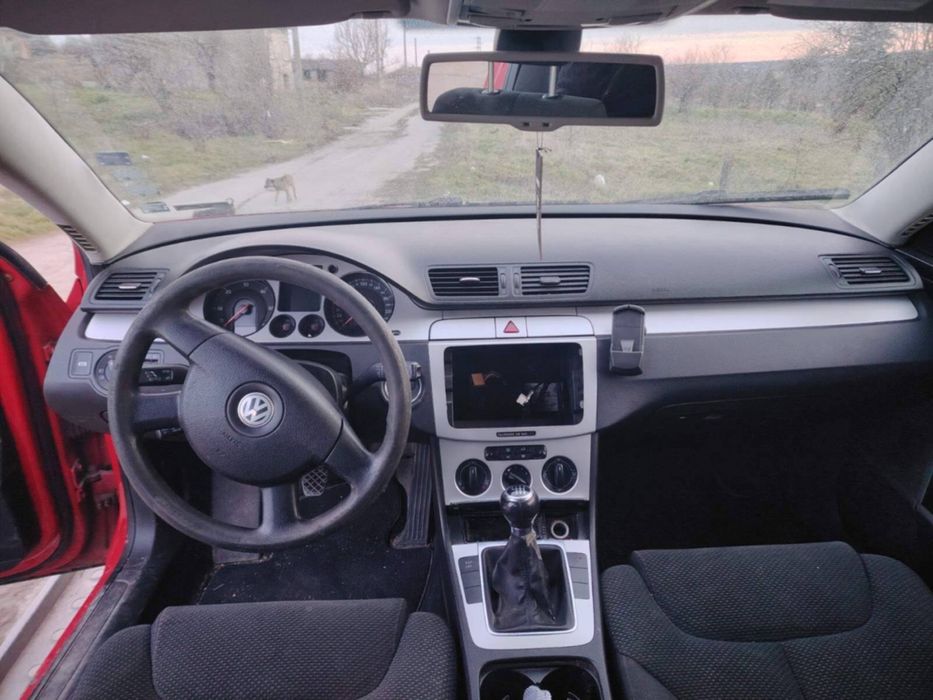 На части 2009 Volkswagen Passat B6 2.0 TDI ръчка 6ск Cba мотор