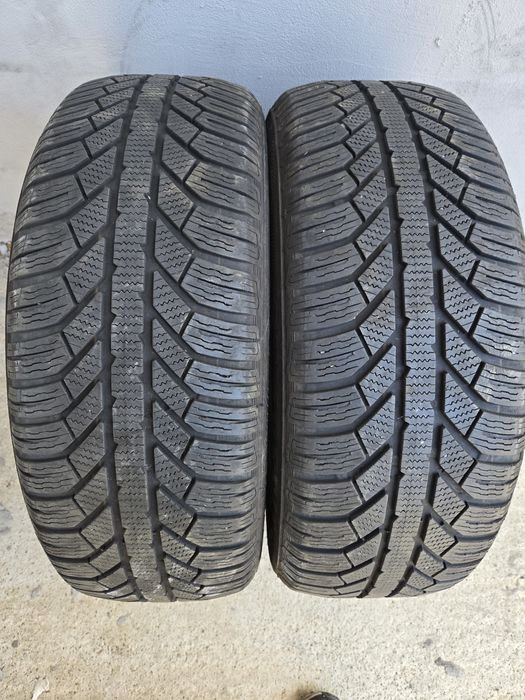 2 бр. Зимни гуми 215.60.17.