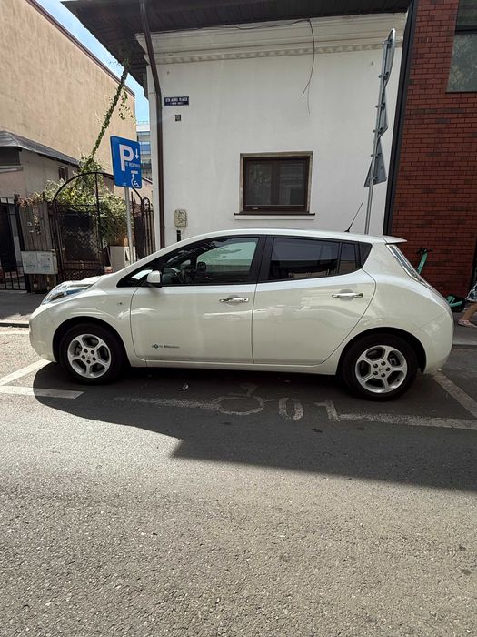 NISSAN Leaf 2017 — imagine 3