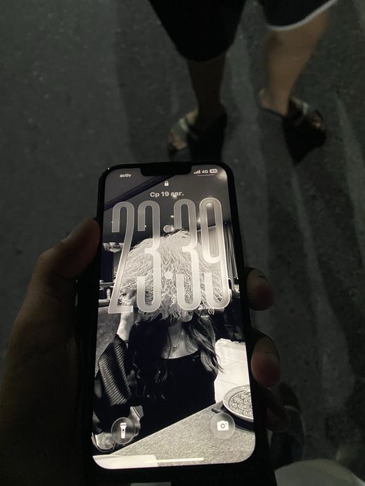 Iphone 13  акб менялса 100%