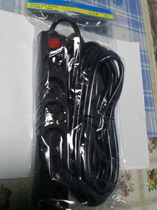 Prelungitor 6 prize, 10 m cu intrerupator cu cablu de 10 si de 16 A