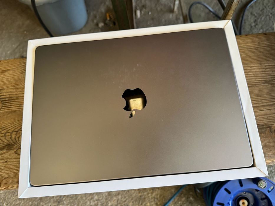 MacBook Pro 14”A2779