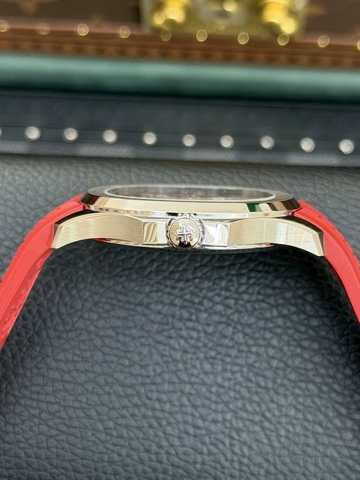 Patek Philippe Aquanaut 5167 Red
