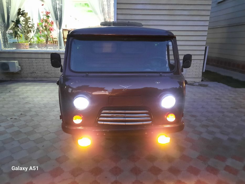 Uaz bartavoy 3303 rusumi,raqami 75/074,1987 yili