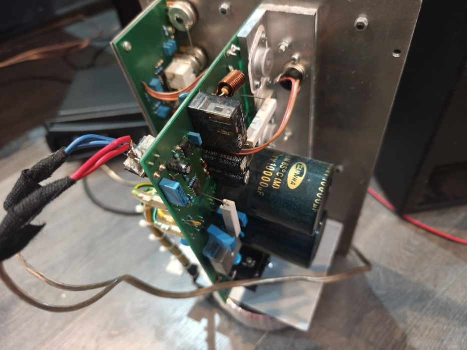 Усилвател за субуфер BK 500w