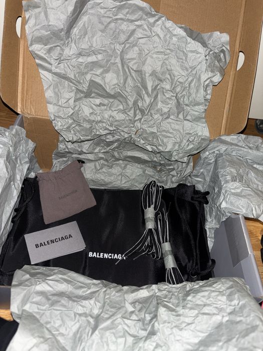 Balenciaga track led 43