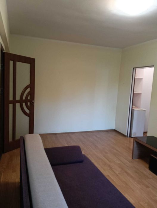 Persoana fizica vand apart ultracentral, Piata Unirii-langa Hotel Unirea, etaj 1