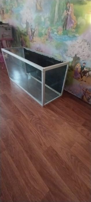 Продам  аквариум