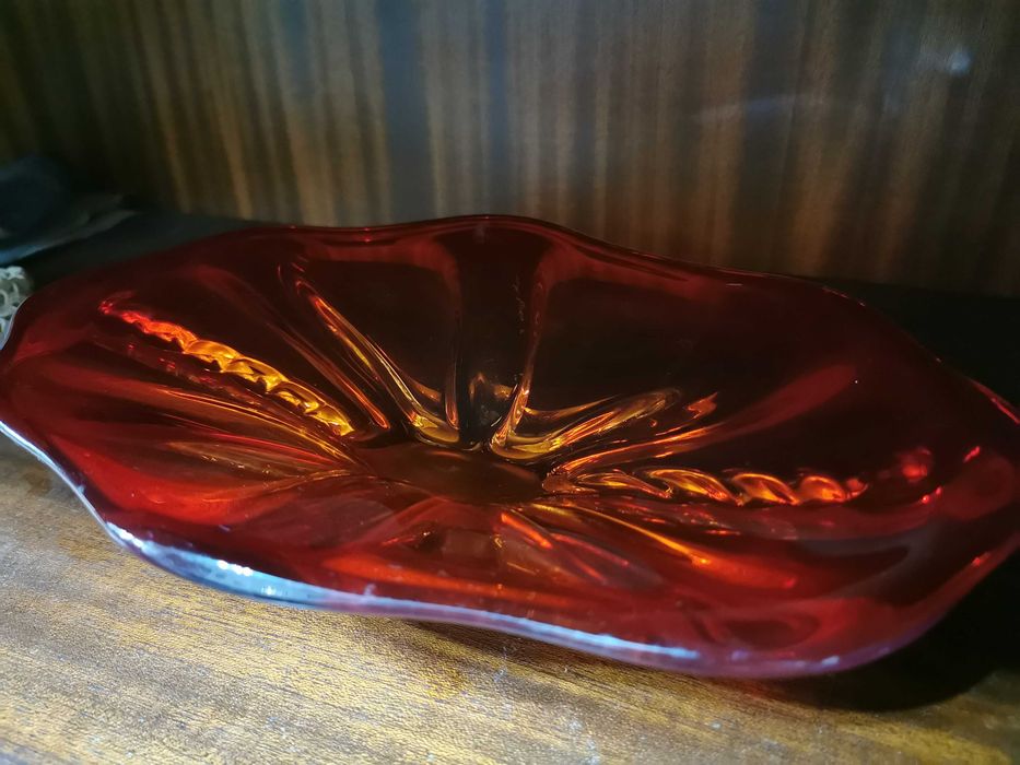 Стара ретро фруктиера/салатиера