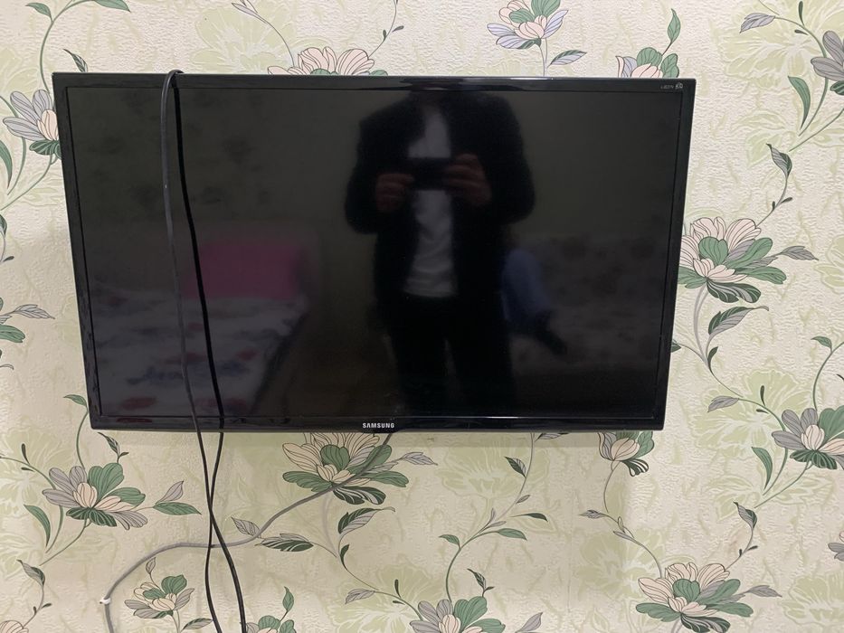 Продам телевизор самсунг