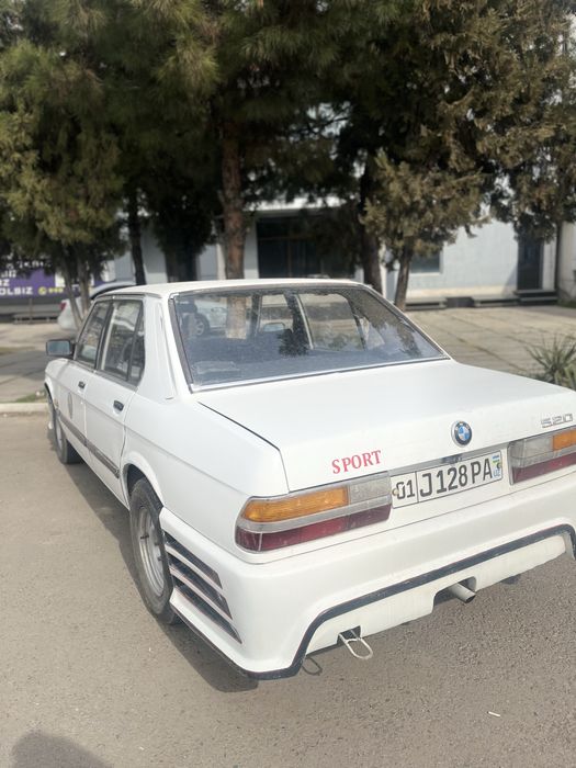 BMW сотилади юрип турипти 2л матор