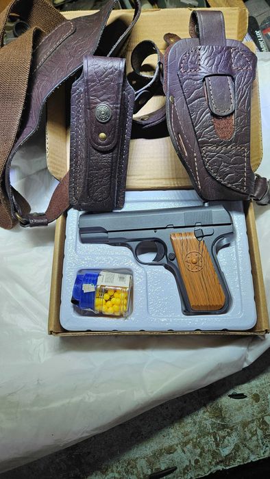 игрушка для ребенка НОВАЯ в упаковке.