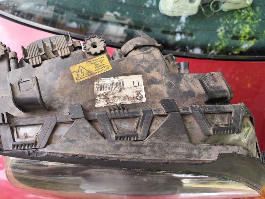 Фарове, 150 €  .Стопове и мигачи предни и странични за Е46 фейс