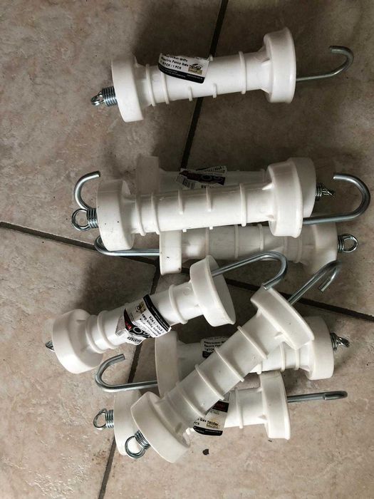 Baterie Gard electric cu panou solar izolatori tarusi tester tensiune