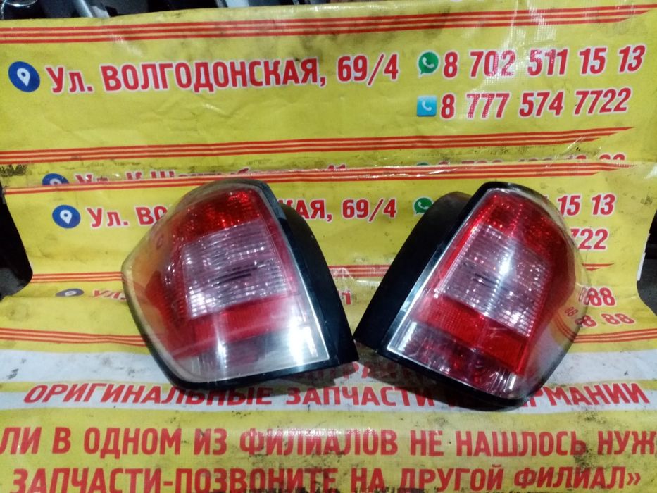 Фонари задние на Опель Вектра В