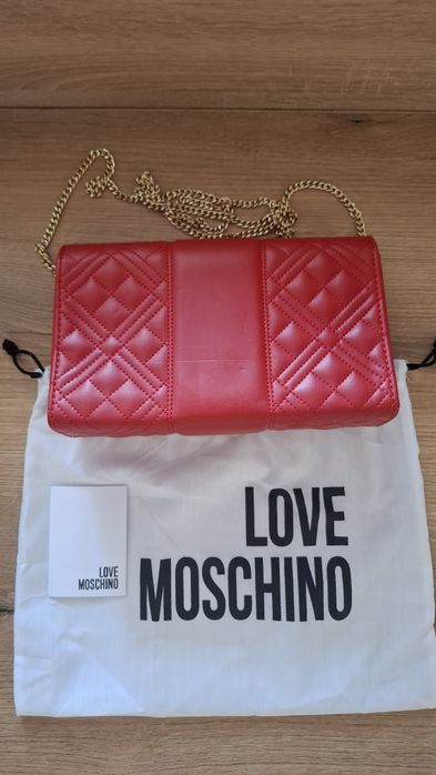 Червена дамска чанта Love Moschino